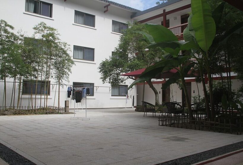 اتاق لوکس, Hunan New Pipaxi