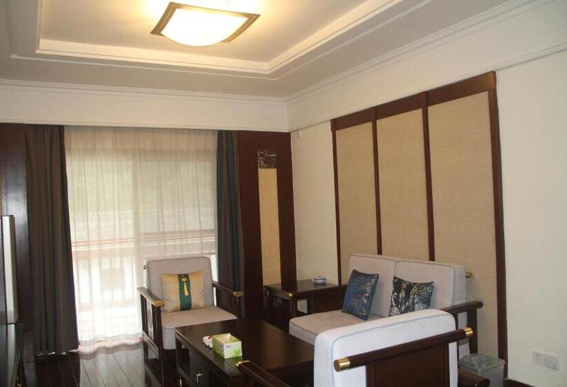 سوییت سوپریور, Hunan New Pipaxi