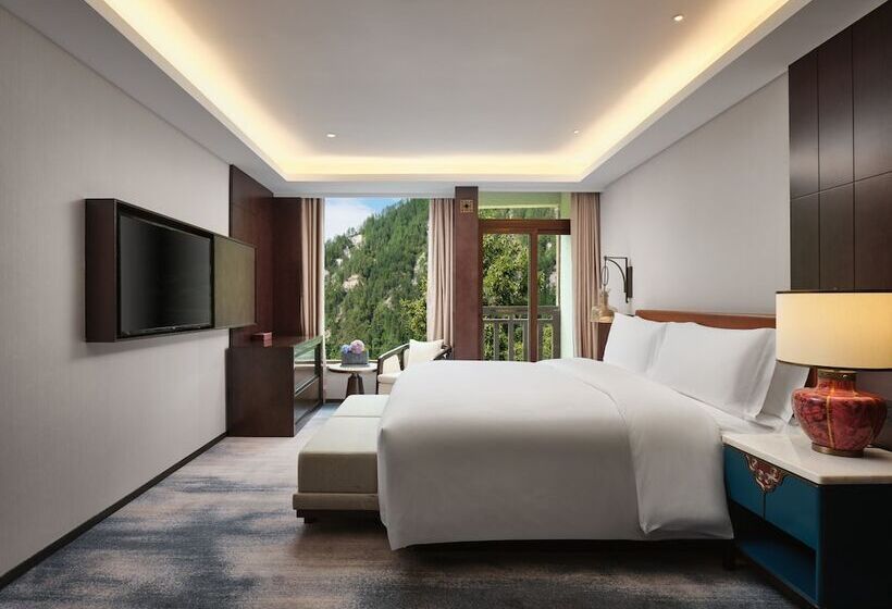 سوئیت کلاب, Intercontinental Resort Jiuzhai Paradise, An Ihg