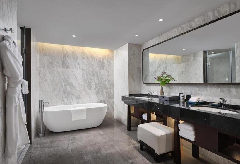 سوئیت کلاب, Intercontinental Resort Jiuzhai Paradise, An Ihg