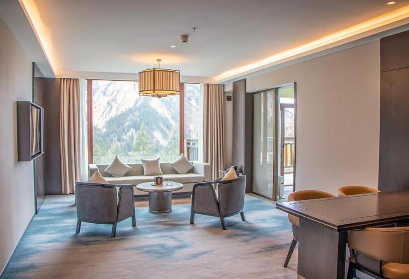 سوئیت کلاب, Intercontinental Resort Jiuzhai Paradise, An Ihg