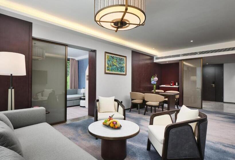 سوئیت کلاب, Intercontinental Resort Jiuzhai Paradise, An Ihg
