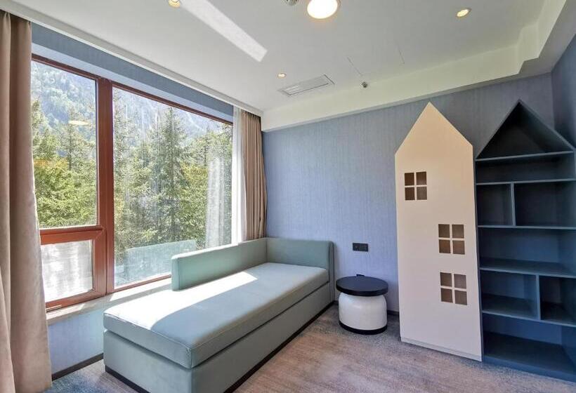 سوئیت کلاب, Intercontinental Resort Jiuzhai Paradise, An Ihg