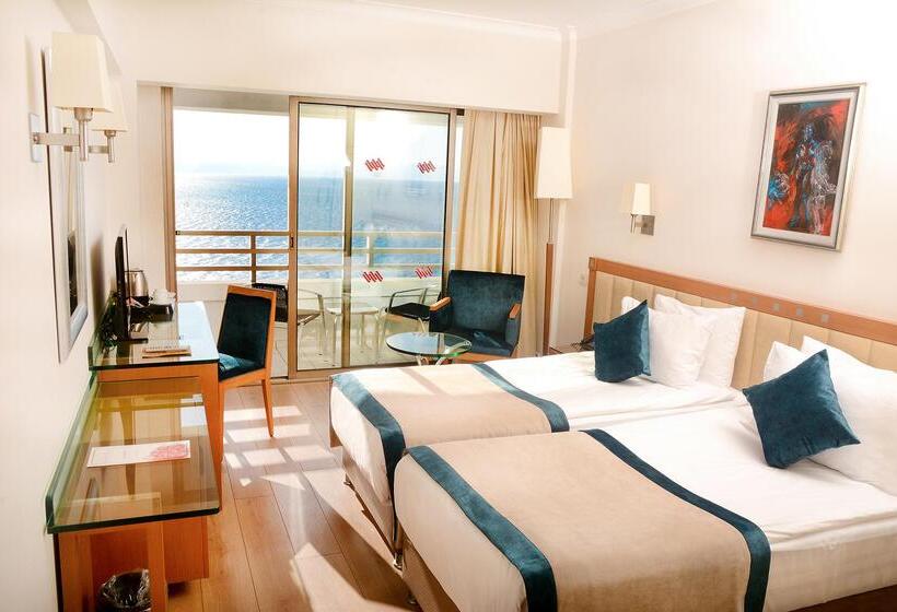 اتاق استاندارد با چشم‌انداز دریا, Korumar Hotel Deluxe