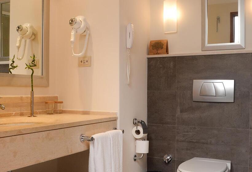اتاق استاندارد با چشم‌انداز دریا, Korumar Hotel Deluxe