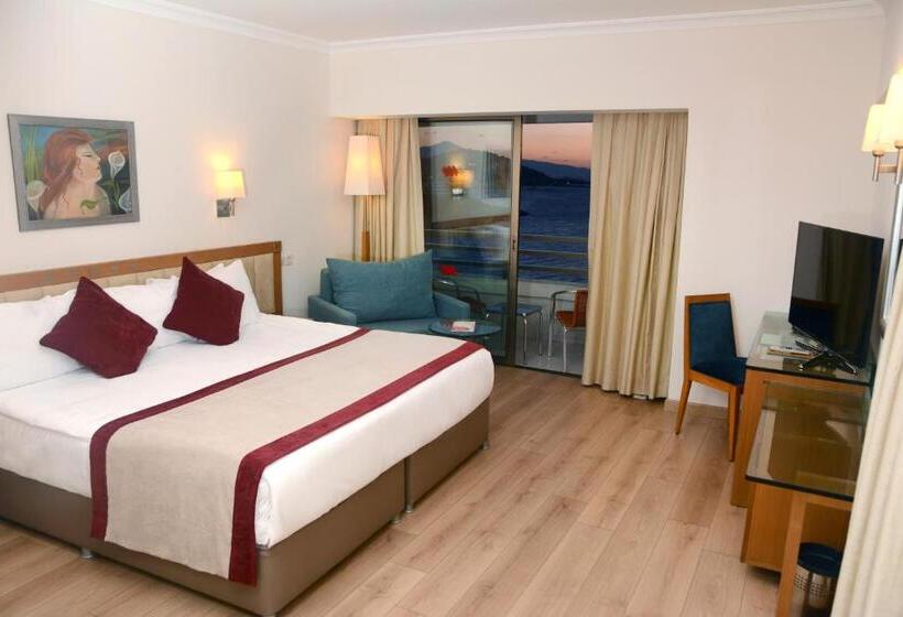 Triple Room Sea View, Korumar Hotel Deluxe