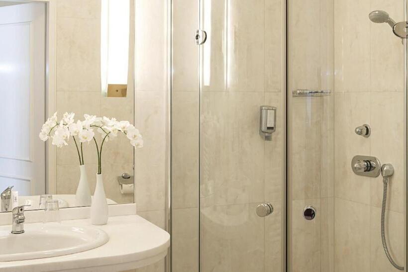 Standard Room, Victor S Residenz Hotel Erfurt