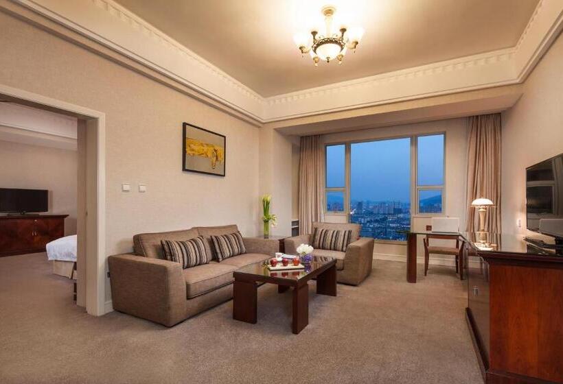 سوییت لوکس, Overseas Chinese Hotel Wenzhou