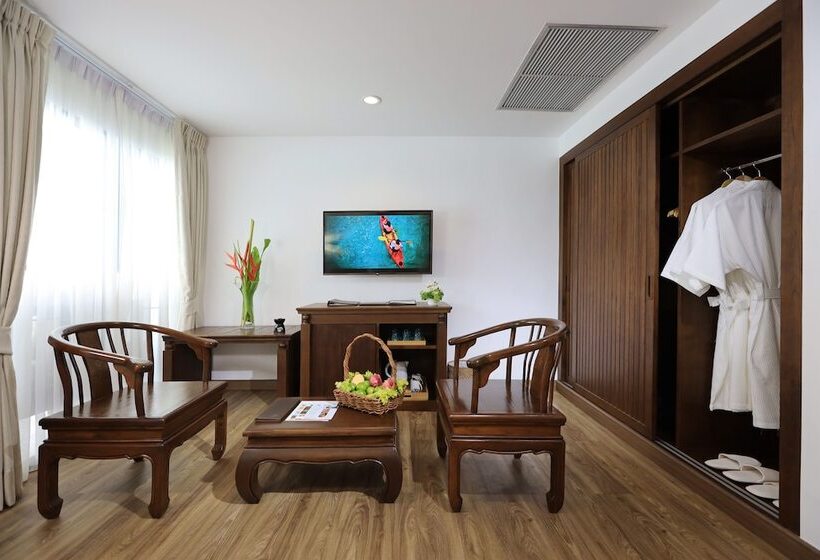 اتاق لوکس سه تخته, Samui Palm Beach Lead By Celes Samui