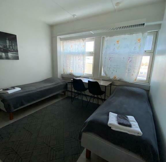 اتاق استاندارد با سرویس بهداشتی مشترک, Hostel400kokkola Extend