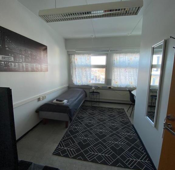 اتاق استاندارد یک تخته با سرویس بهداشتی مشترک, Hostel400kokkola Extend