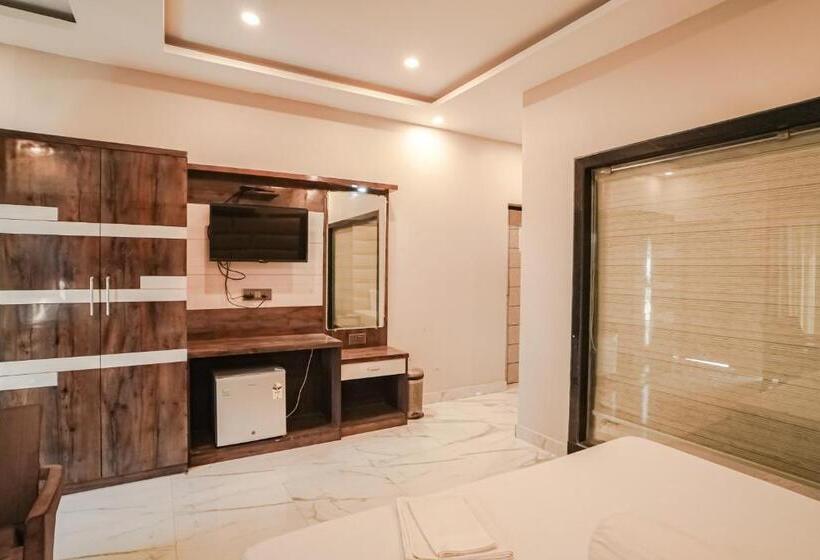 اتاق لوکس با تخت بزرگ, Resort K Sea View
