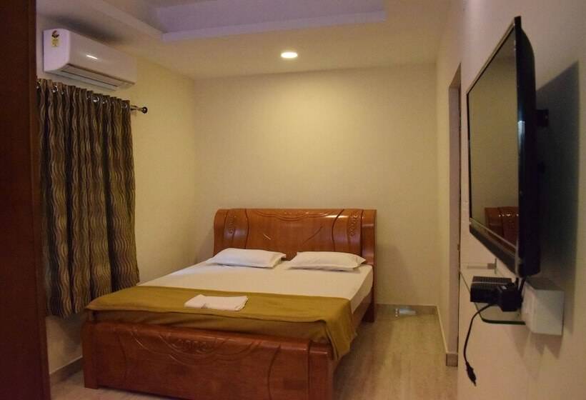 اتاق استاندارد, Sri Kavimany Residency, Near Auro Beach