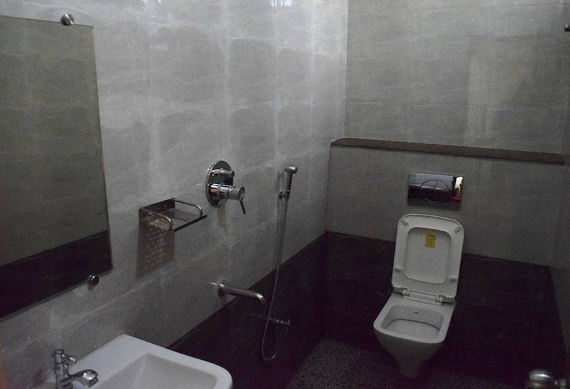 اتاق استاندارد, Sri Kavimany Residency, Near Auro Beach