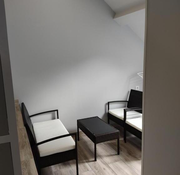 اتاق استاندارد چهار تخته, Albergue Con Encanto D'camiño