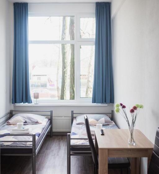 تختخواب در اتاق مشترک, Neohostel Berlin