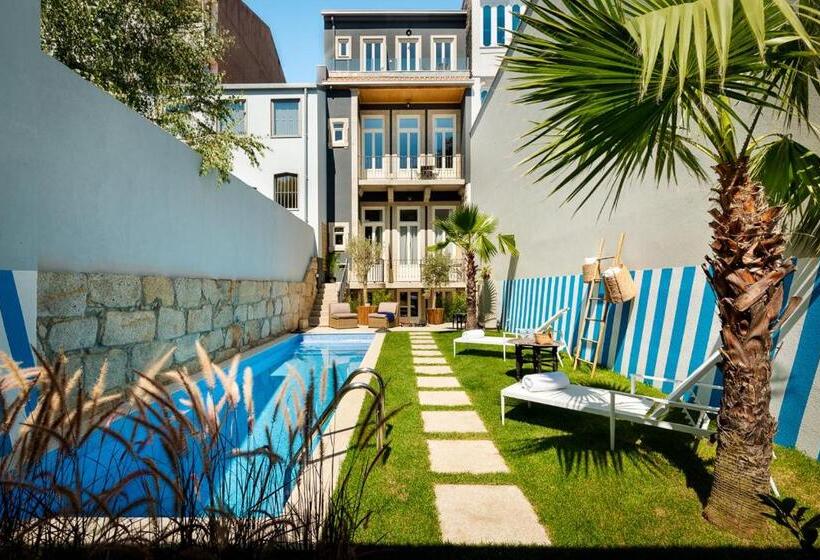 سوییت لوکس, Maison Cabral
