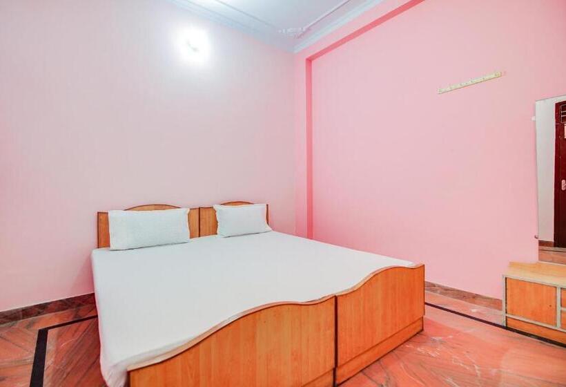 غرفة كلاسيكية ثلاثية, Spot On 60818 Sheetal Guest House