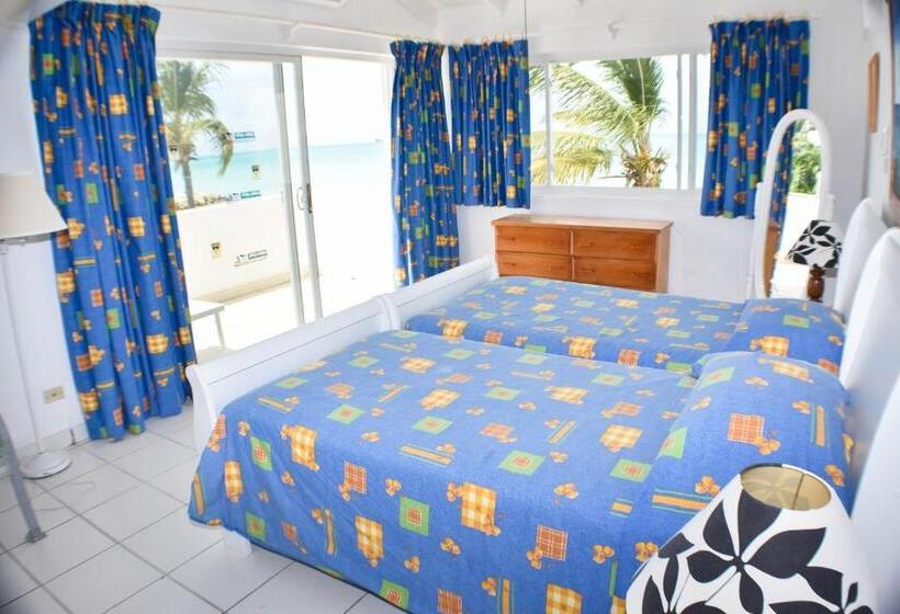 ویلای 3 خوابه, Antigua Village Beach Resort