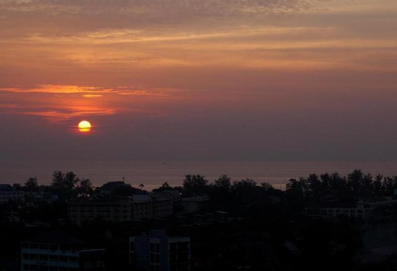 ویلای 3 خوابه با استخر, Kata Sea View Villas
