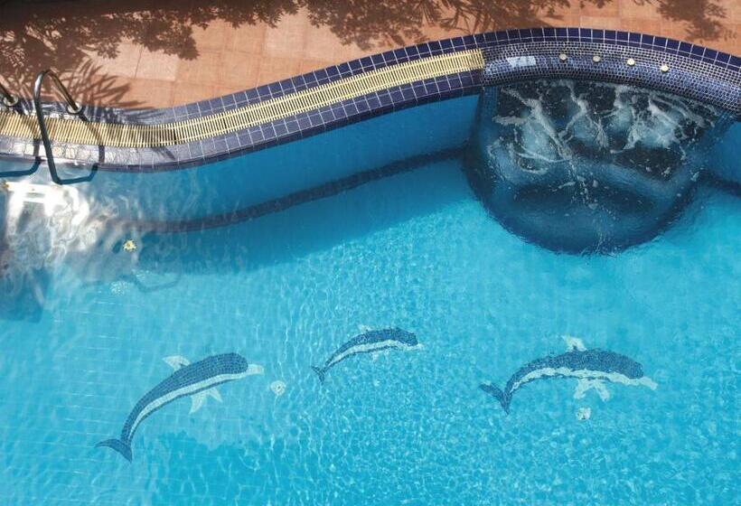 ویلا دلوکس 3 خوابه, Kata Sea View Villas