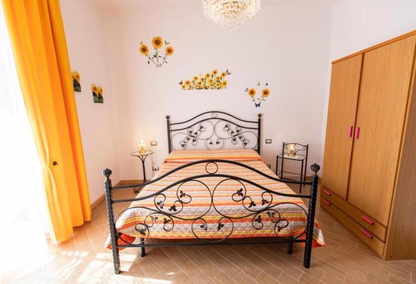اتاق لوکس با تخت بزرگ, Sant'anna Bed & Breakfast