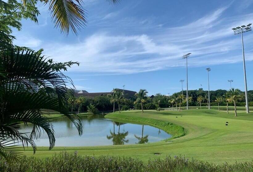 سوییت خانوادگی, Vidant At Nuevo Vallarta