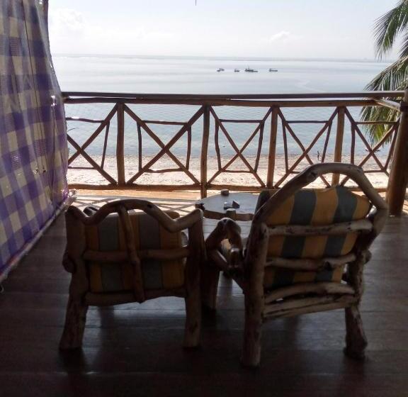 اتاق سوپریور با چشم‌انداز دریا, Ziwa Beach Resort