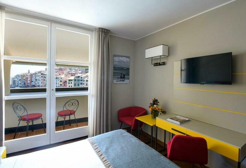 اتاق اجرایی با چشم‌انداز دریا, Grand Hotel Portovenere