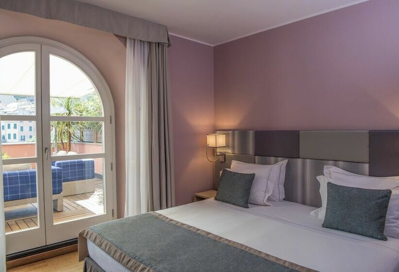 Deluxe Suite Sea View, Grand Hotel Portovenere