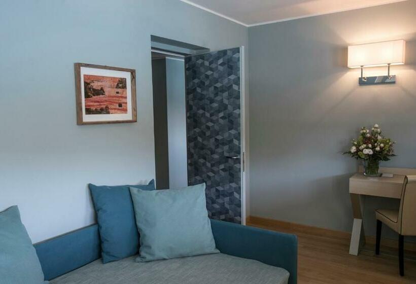 سوییت با چشم‌انداز دریا, Grand Hotel Portovenere