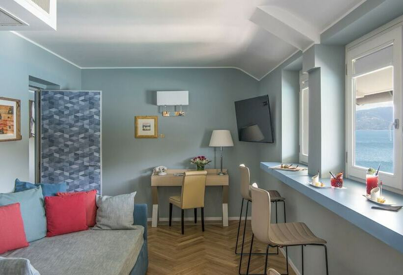 سوییت با چشم‌انداز دریا, Grand Hotel Portovenere
