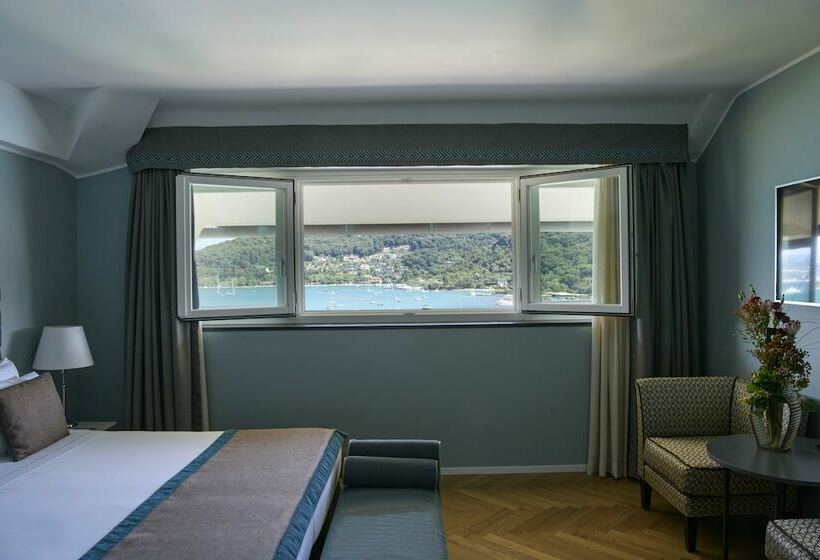 سوییت با چشم‌انداز دریا, Grand Hotel Portovenere