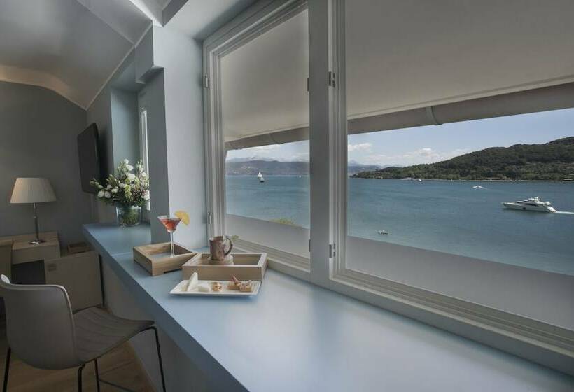 سوییت با چشم‌انداز دریا, Grand Hotel Portovenere