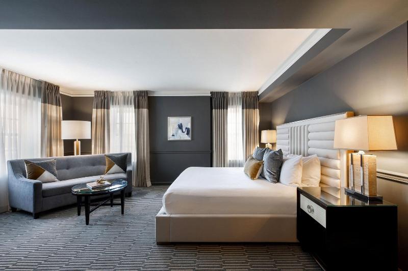 اتاق لوکس با تخت بزرگ, Ambassador Hotel Tulsa, Autograph Collection