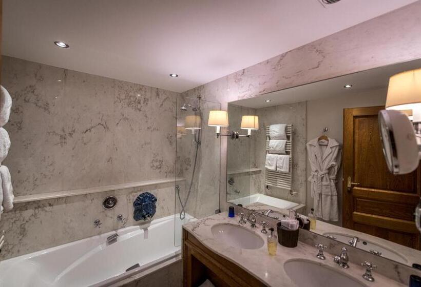 スタンダードルーム, Auberge Saint Walfrid Hôtel Restaurant & Spa