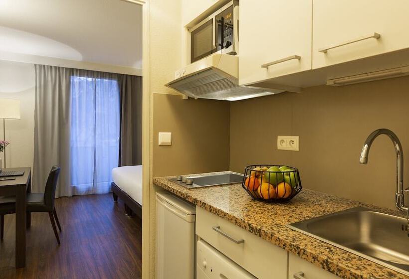 스탠다드 스튜디오, Citadines Partdieu Lyon