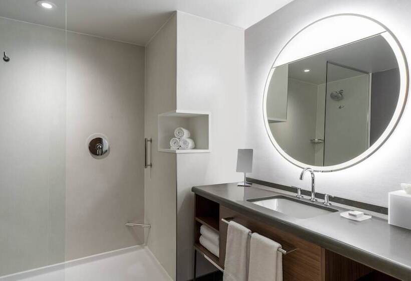 اتاق استاندارد با 2 تخت دوبل, Courtyard By Marriott Cincinnati Airport