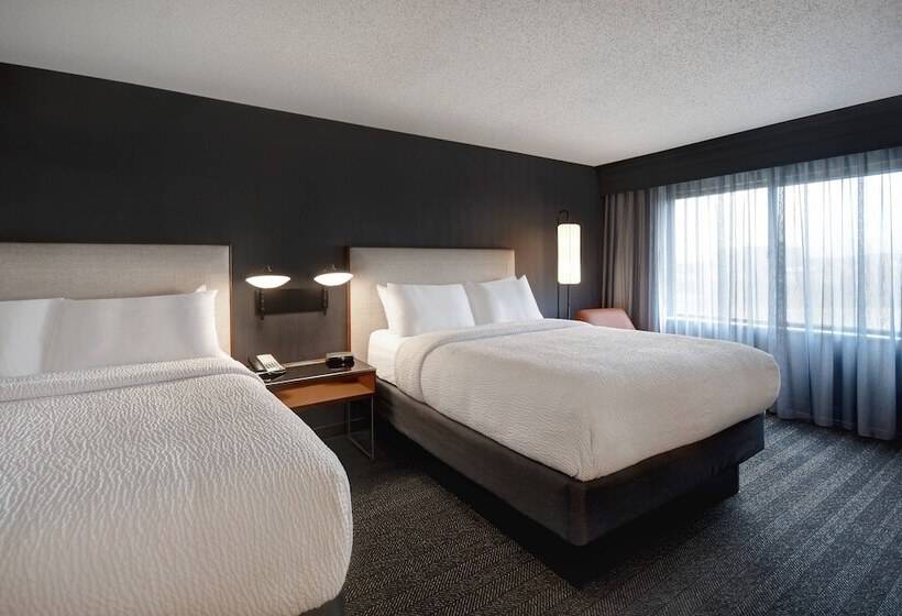 اتاق استاندارد با 2 تخت دوبل, Courtyard By Marriott Cincinnati Airport