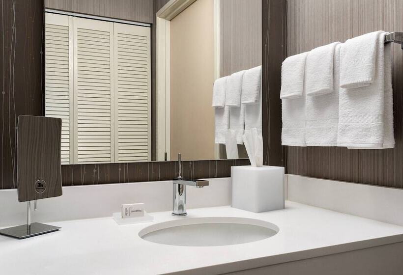 اتاق استاندارد با 2 تخت دوبل, Courtyard By Marriott Dayton North