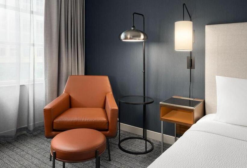 اتاق استاندارد با تخت بزرگ برای معلولان, Courtyard By Marriott Seattle Bellevue/downtown