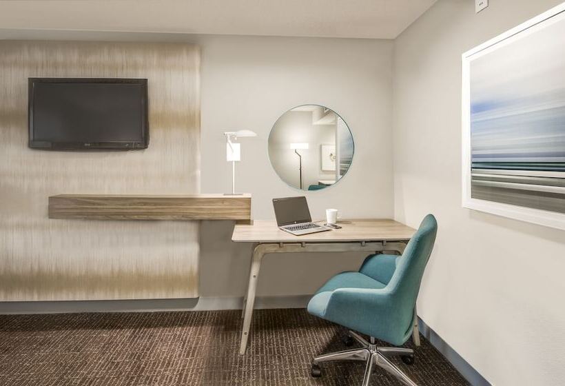 Suite Aangepast voor Gehandicapten, Crowne Plaza Suites Arlington