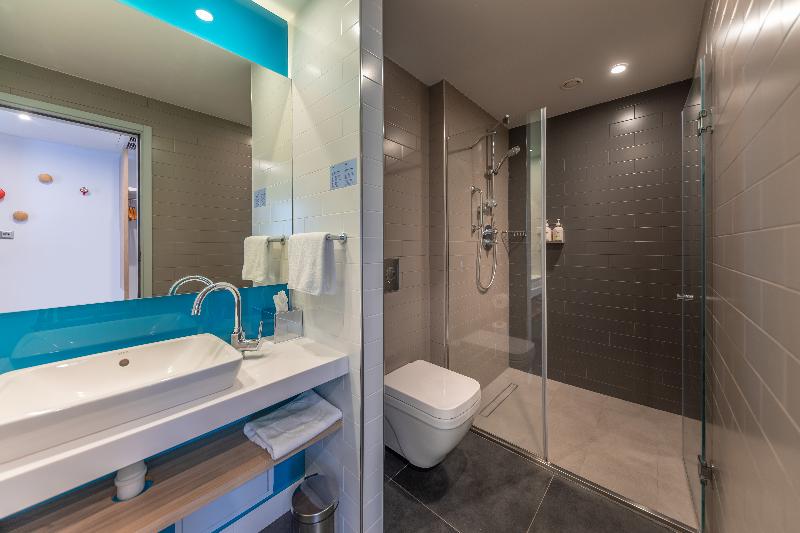 اتاق استاندارد, Crowne Plaza Suites Arlington, An Ihg