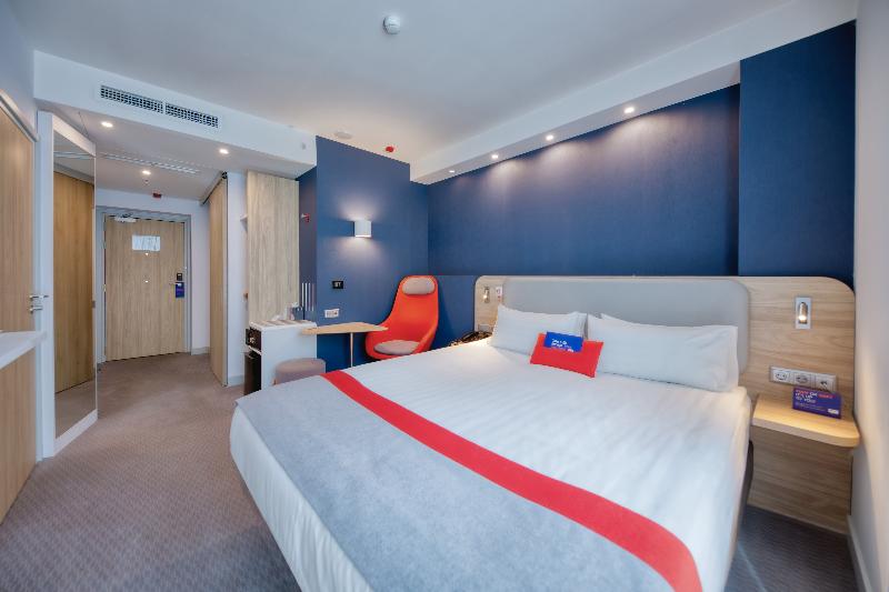 اتاق استاندارد, Crowne Plaza Suites Arlington, An Ihg
