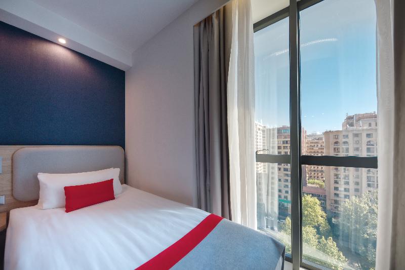 اتاق استاندارد, Crowne Plaza Suites Arlington, An Ihg