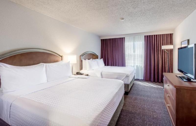 اتاق پرمیوم, Crowne Plaza Suites Arlington, An Ihg
