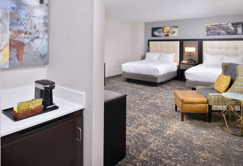 اتاق استاندارد با 2 تخت دوبل, Doubletree By Hilton Utica