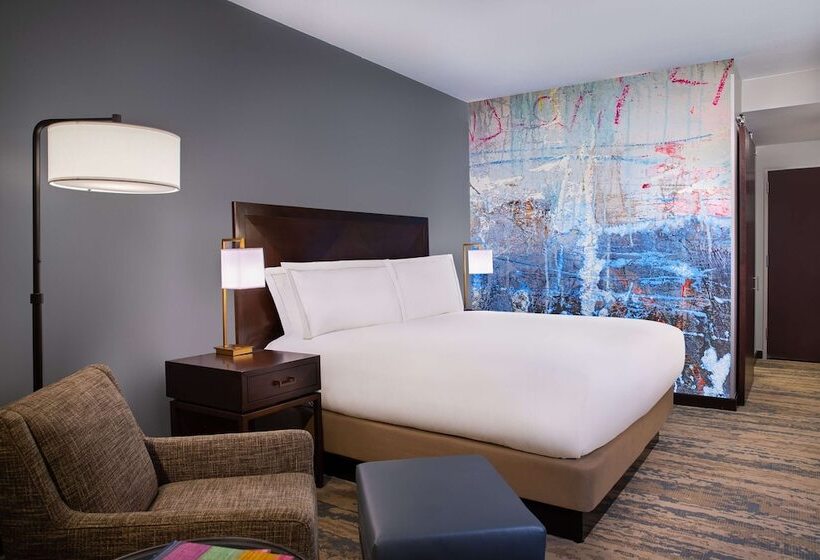 이그제큐티브 룸, Hilton Americashouston
