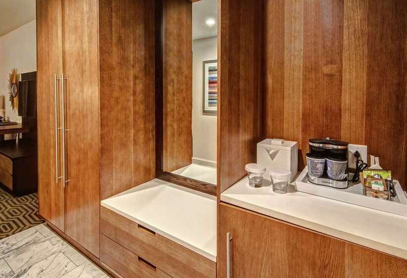 스탠다드 룸, Hilton Americashouston