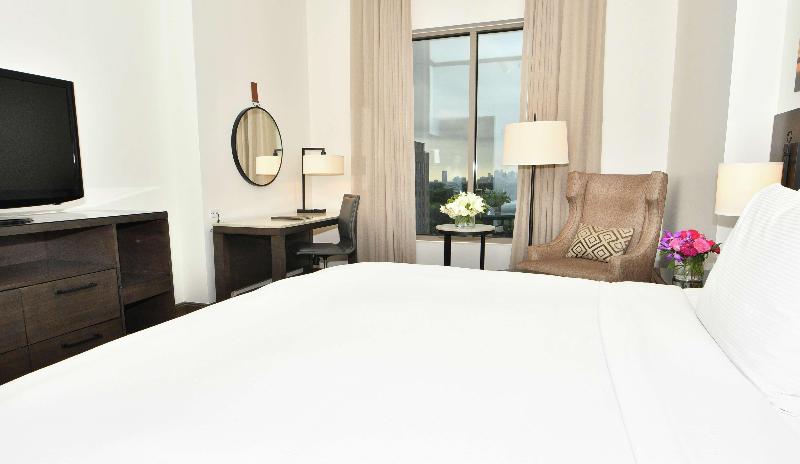 اتاق استاندارد با تخت بزرگ, Hilton Dallas/park Cities